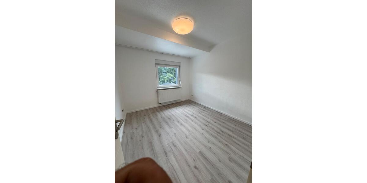 Doppelhaushälfte Essen Stadtbezirk VI - 5 Zimmer, 90 m&sup2;, 355.000&euro; | Angebot:27270702