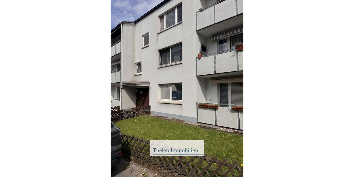 Etagenwohnung Duisburg Hochemmerich - 4 Zimmer, 96 m&sup2;, 590&euro; | Angebot:26223005