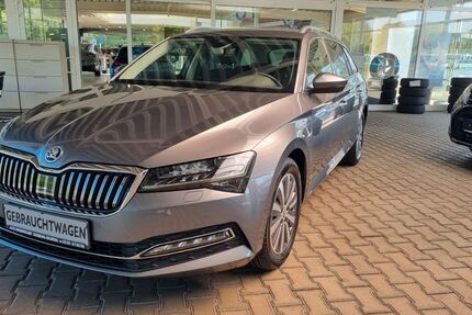 Skoda Superb 75.500 km 27.850 &euro; Duisburg 47167