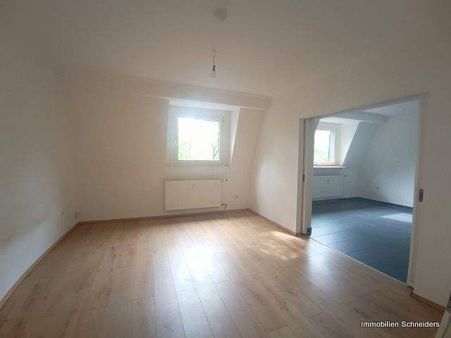 Etagenwohnung Duisburg Obermarxloh - 2 Zimmer, 50 m&sup2;, 400&euro; | Angebot:26306269
