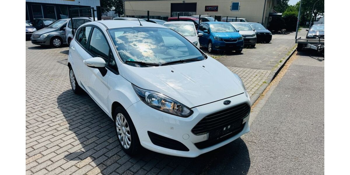 Ford Fiesta 110.000 km 6.480 &euro; XANTEN 46509