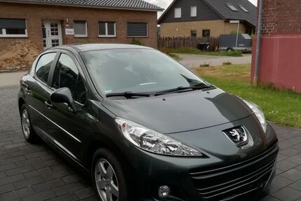 Peugeot 207 62.000 km 4.200 &euro; Wesel 47487