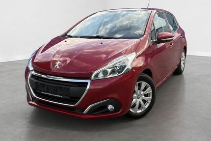 Peugeot 208 125.000 km 5.700 &euro; Essen 45326
