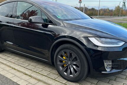 Tesla Model X 173.500 km 32.130 &euro; Essen 45131