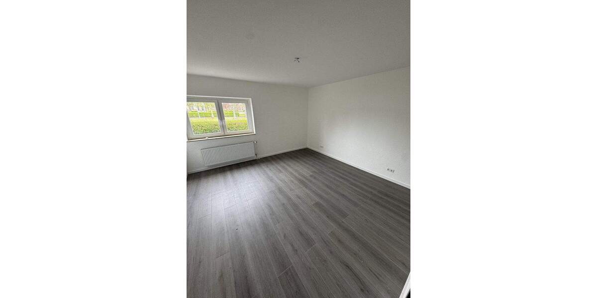 Etagenwohnung Moers Hochstraß - 2 Zimmer, 49 m&sup2;, 420&euro; | Angebot:26035832