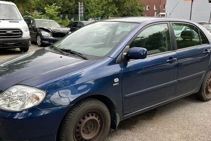Toyota Corolla 147.682 km 2.490 &euro; Oberhausen 46045