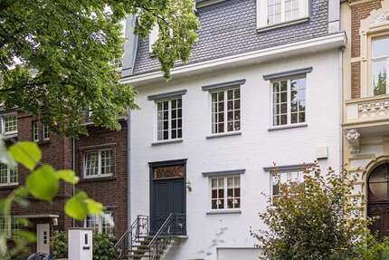 Haus Krefeld Bockum - 6 Zimmer, 331 m&sup2;, 1.650.000&euro; | Angebot:23083044