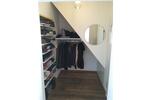 Dachgeschoßwohnung Krefeld Cracau - 2.5 Zimmer, 76 m&sup2;, 170.000&euro; | Angebot:26765882