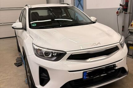Kia Stonic 38.000 km 16.900 &euro; Moers 47447