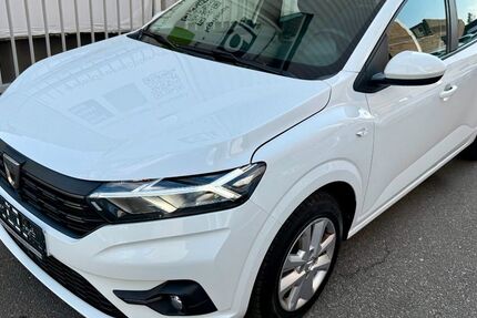 Dacia Sandero 125.771 km 7.950 &euro; Krefeld 47799