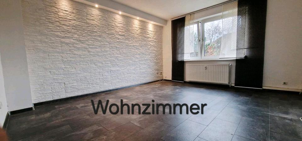 Etagenwohnung Moers - 3.5 Zimmer, 63 m&sup2;, 490&euro; | Angebot:25766914