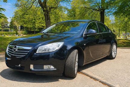 Opel Insignia 123.200 km 6.390 &euro; Mülheim a.d.R. 45472