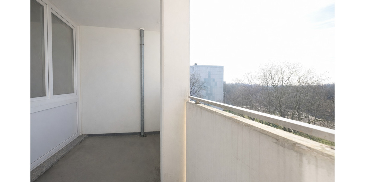 Etagenwohnung Duisburg Hochheide - 3 Zimmer, 87 m&sup2;, 110.000&euro; | Angebot:25798808