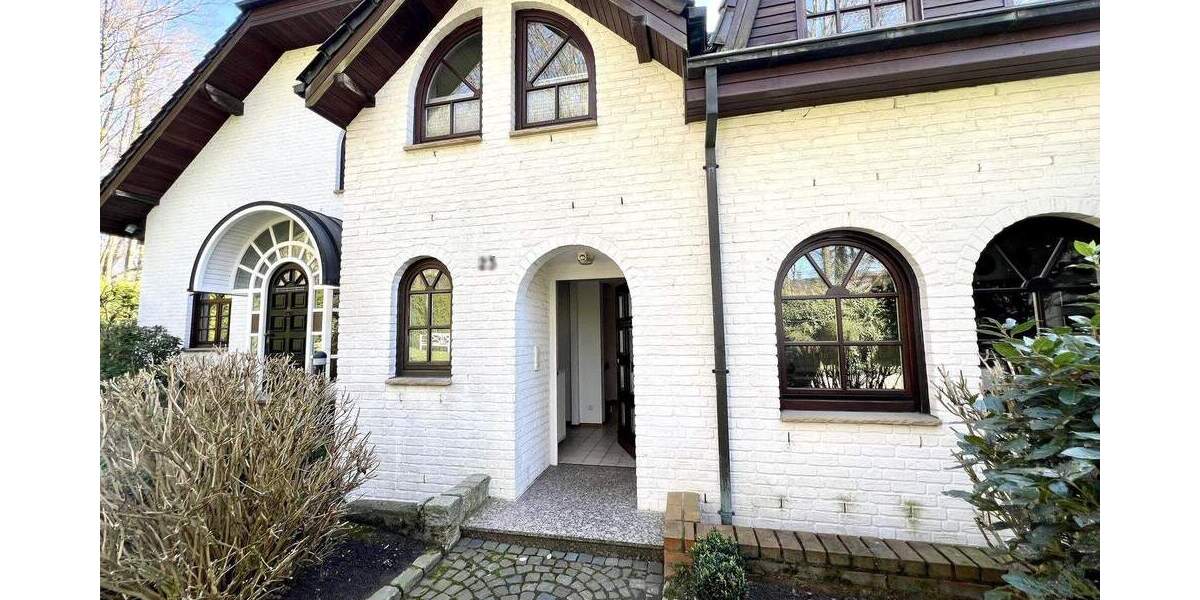 Einfamilienhaus Gladbeck Mitte - 9 Zimmer, 307 m&sup2;, 930.000&euro; | Angebot:25670854