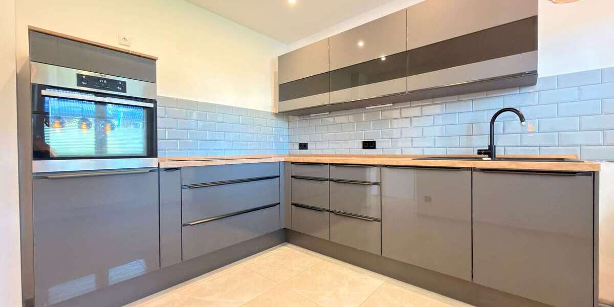 Kernsanierte Doppelhaushälfte mit ca. 106 m² Fläche, Garten, Garage und Einbauküche - Doppelhaushälfte Duisburg Hamborn | Angebot:27052641