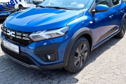 Dacia Sandero 2.000 km 17.750 &euro; Krefeld 47799