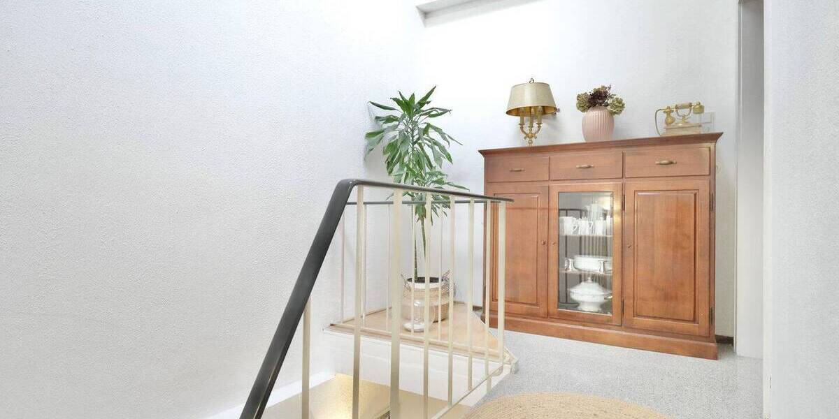 Einfamilienhaus Krefeld Cracau - 7 Zimmer, 139 m&sup2;, 349.000&euro; | Angebot:26118122