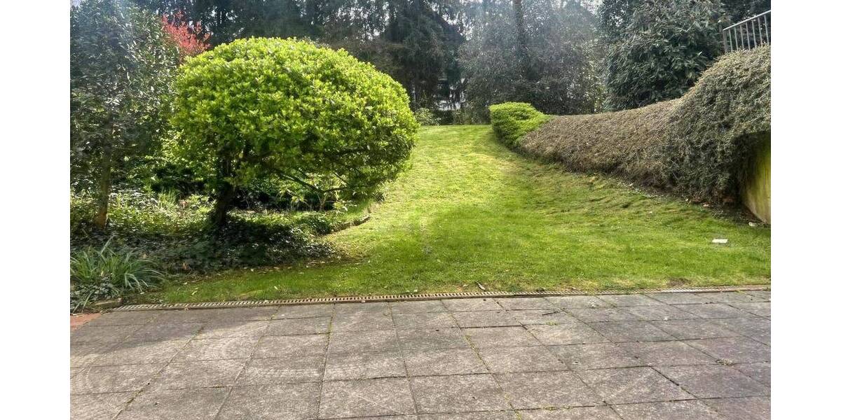 Etagenwohnung Krefeld Bockum - 2 Zimmer, 102 m&sup2;, 269.000&euro; | Angebot:26258186