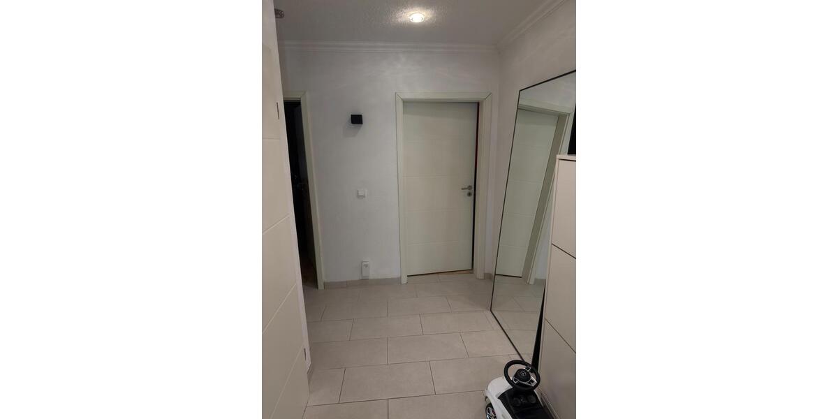 Erdgeschoßwohnung Duisburg Walsum - 4 Zimmer, 126 m&sup2;, 269.000&euro; | Angebot:26086102