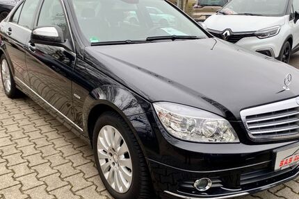 Mercedes-Benz C 220 123.320 km 8.300 &euro; Moers 47445