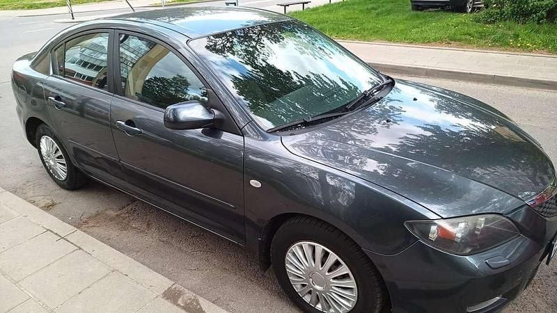 Mazda 3 119.000 km 2.700 &euro; Essen 45139