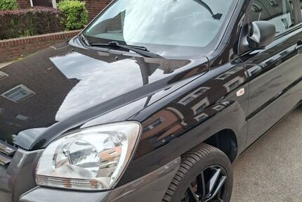 Kia Sportage 162.000 km 3.500 &euro; Duisburg 47137