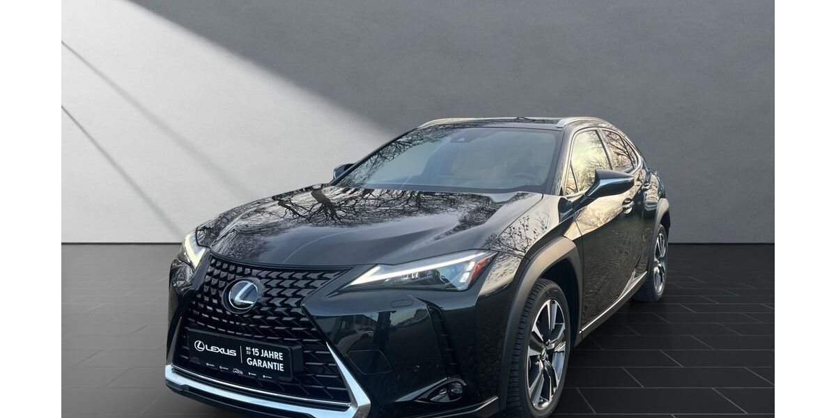 Lexus UX 20.720 km 34.950 &euro; Wesel 46485