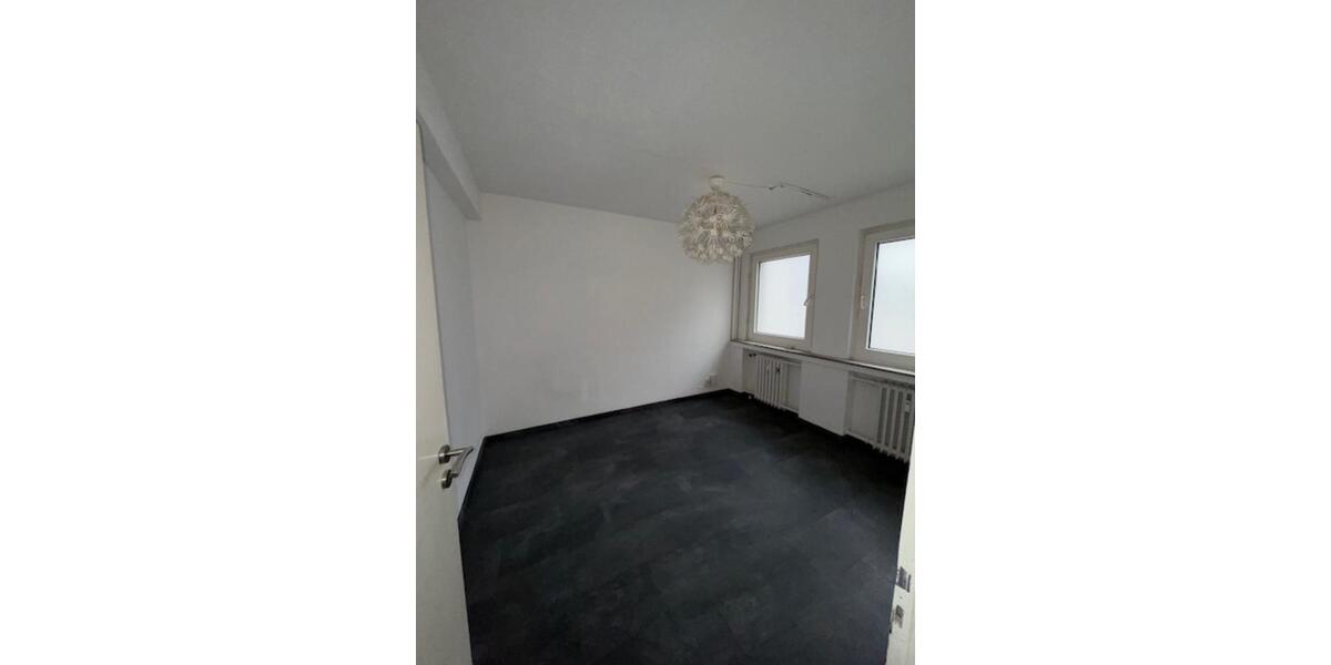 Etagenwohnung Essen Stadtkern - 3 Zimmer, 75 m&sup2;, 640&euro; | Angebot:25216815