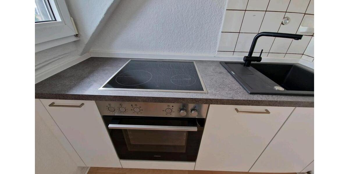 Dachgeschoßwohnung Essen Stadtbezirk IV - 2 Zimmer, 40 m&sup2;, 370&euro; | Angebot:25538414