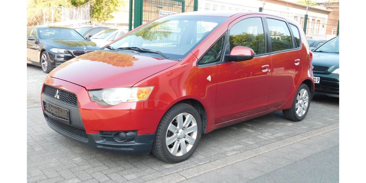 Mitsubishi Colt 174.929 km 1.999 &euro; Mülheim 45473
