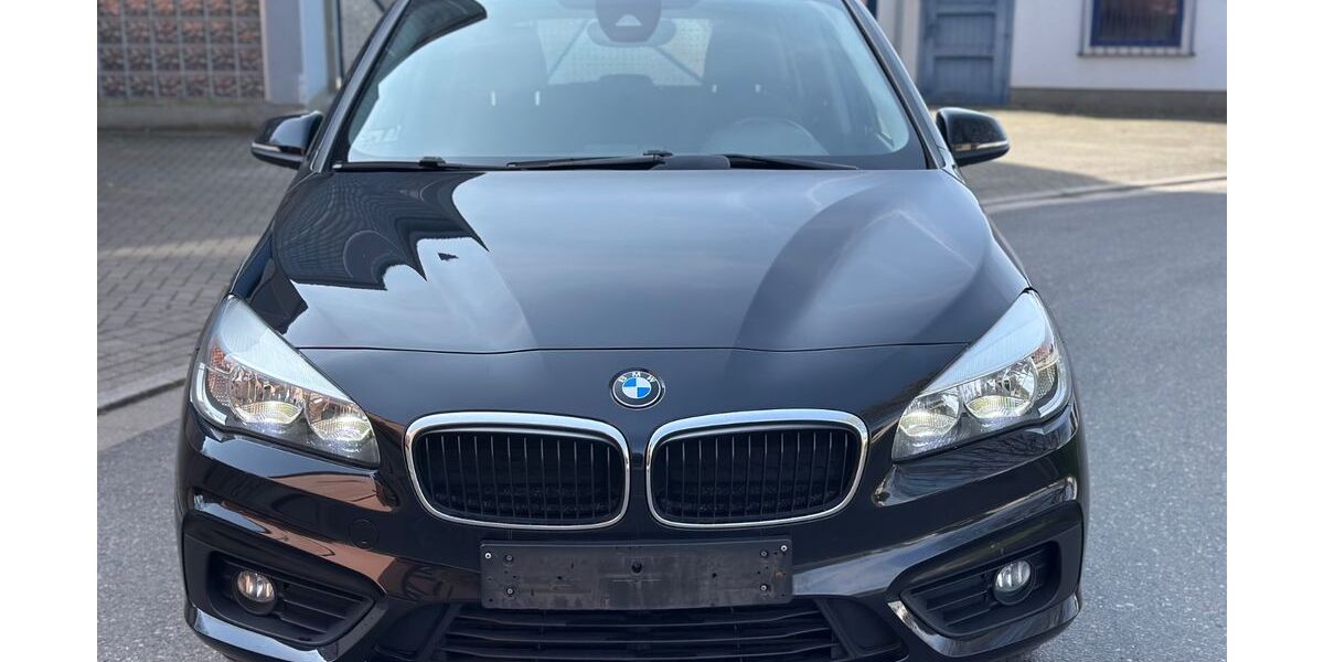 BMW 218 Gran Tourer 198.349 km 5.999 &euro; Essen 45276
