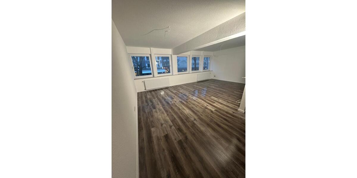 Etagenwohnung Mülheim an der Ruhr - 3 Zimmer, 112 m&sup2;, 950&euro; | Angebot:25956684