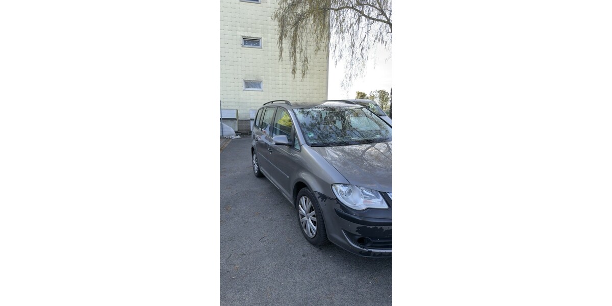 VW Touran 176.299 km 3.650 &euro; Rheinberg 47495