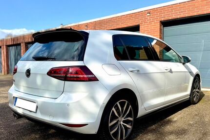 VW Golf 242.000 km 9.499 &euro; Duisburg 47198