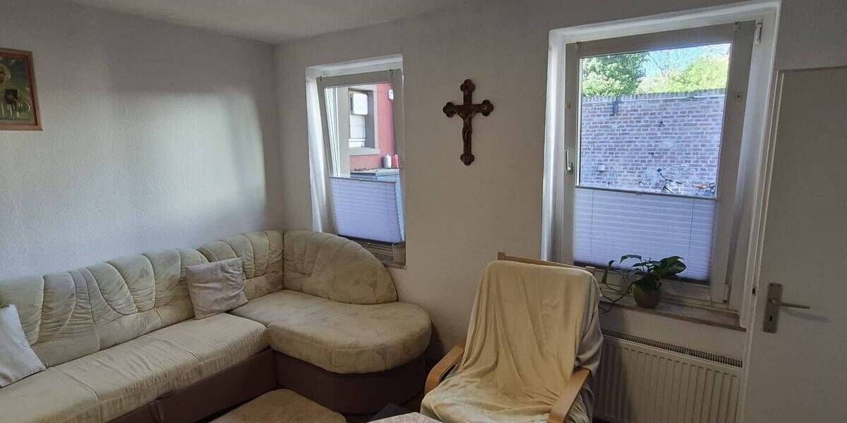 Etagenwohnung Krefeld Cracau - 2 Zimmer, 56 m&sup2;, 450&euro; | Angebot:26174379