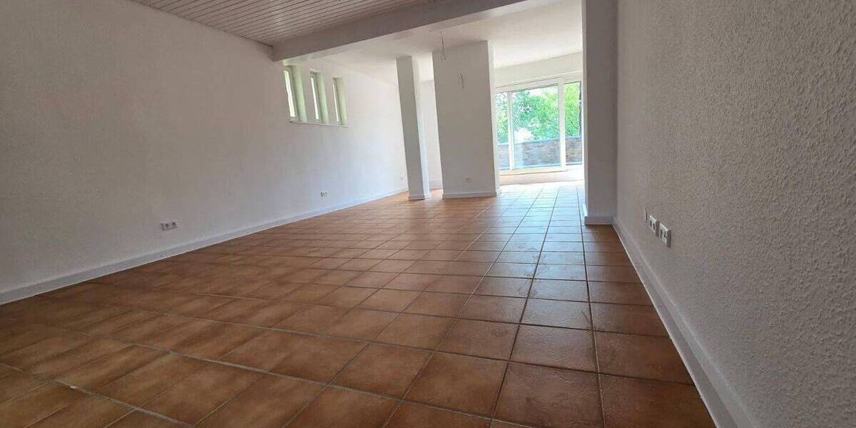 Etagenwohnung Wesel - 3 Zimmer, 90 m&sup2;, 810&euro; | Angebot:26800586