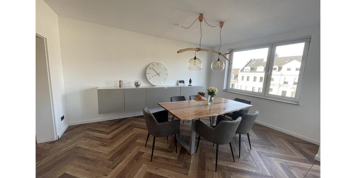 Etagenwohnung Krefeld Cracau - 4 Zimmer, 112 m&sup2;, 1.240&euro; | Angebot:25871602