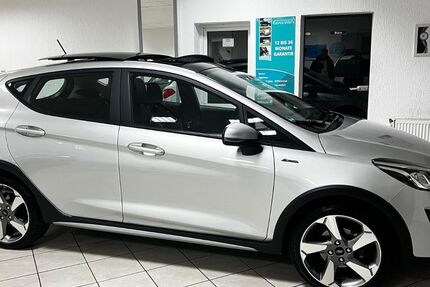 Ford Fiesta 64.166 km 10.999 &euro; Voerde 46562