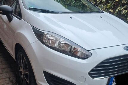 Ford Fiesta 75.500 km 5.900 &euro; Herten 45701