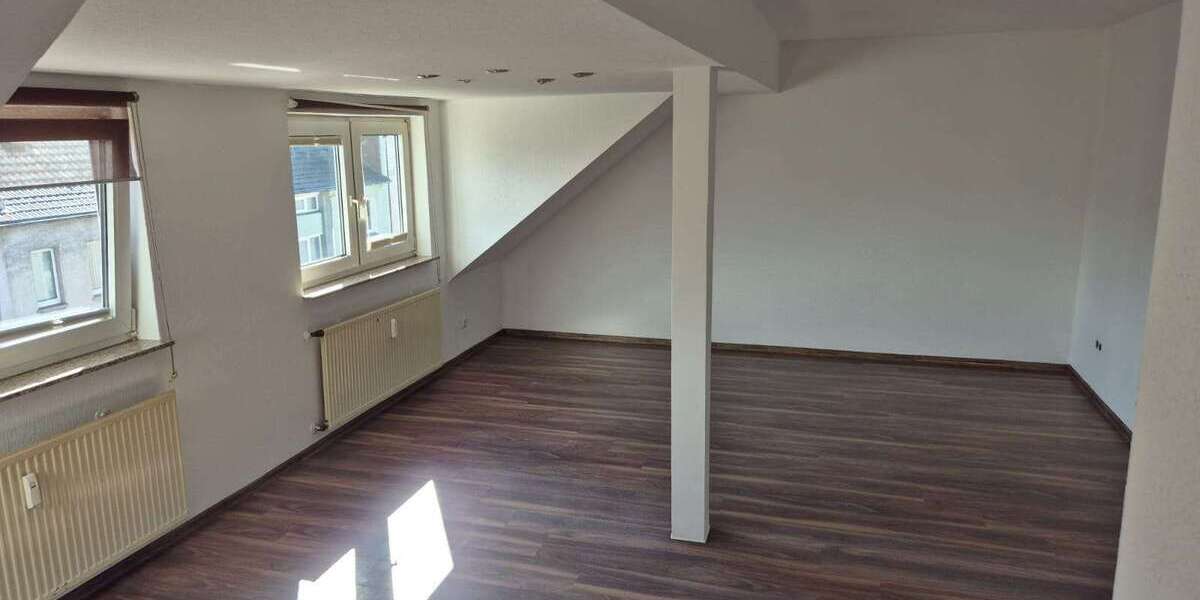 Etagenwohnung Duisburg Untermeiderich - 2 Zimmer, 71 m&sup2;, 500&euro; | Angebot:25988360
