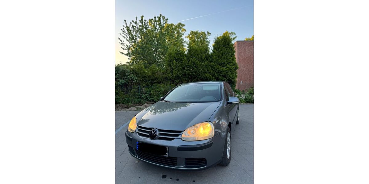 VW Golf 124.000 km 1.650 &euro; Marl 45772