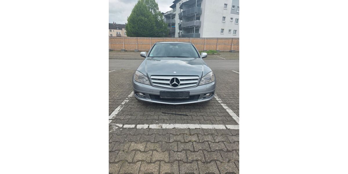 Mercedes-Benz C 320 229.000 km 4.700 &euro; Gelsenkirchen 45881