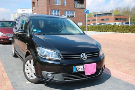 VW Touran 99.800 km 9.900 &euro; Oberhausen 46145