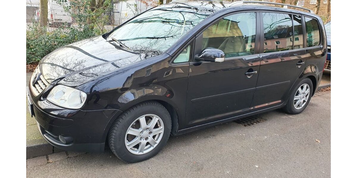 VW Touran 267.000 km 1.900 &euro; Duisburg 47167