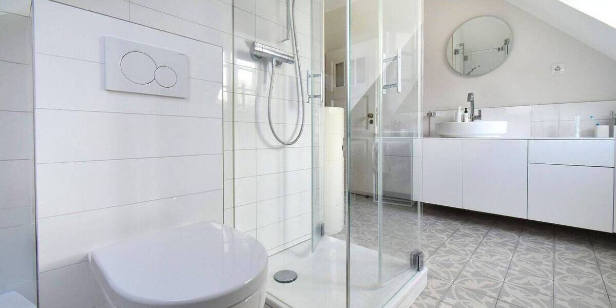 Etagenwohnung Essen / Bredeney Bredeney - 2 Zimmer, 81 m&sup2;, 375.000&euro; | Angebot:26307551