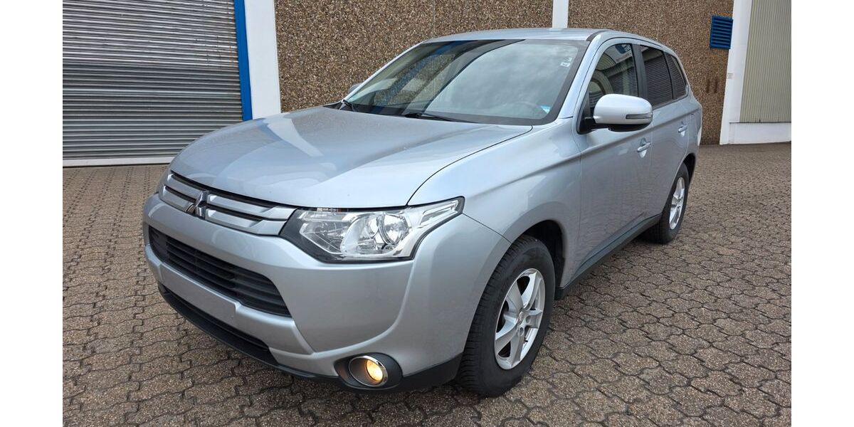 Mitsubishi Outlander 169.000 km 8.799 &euro; Moers 47441