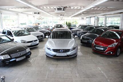 Volvo V60 140.000 km 12.490 &euro; Essen 45356