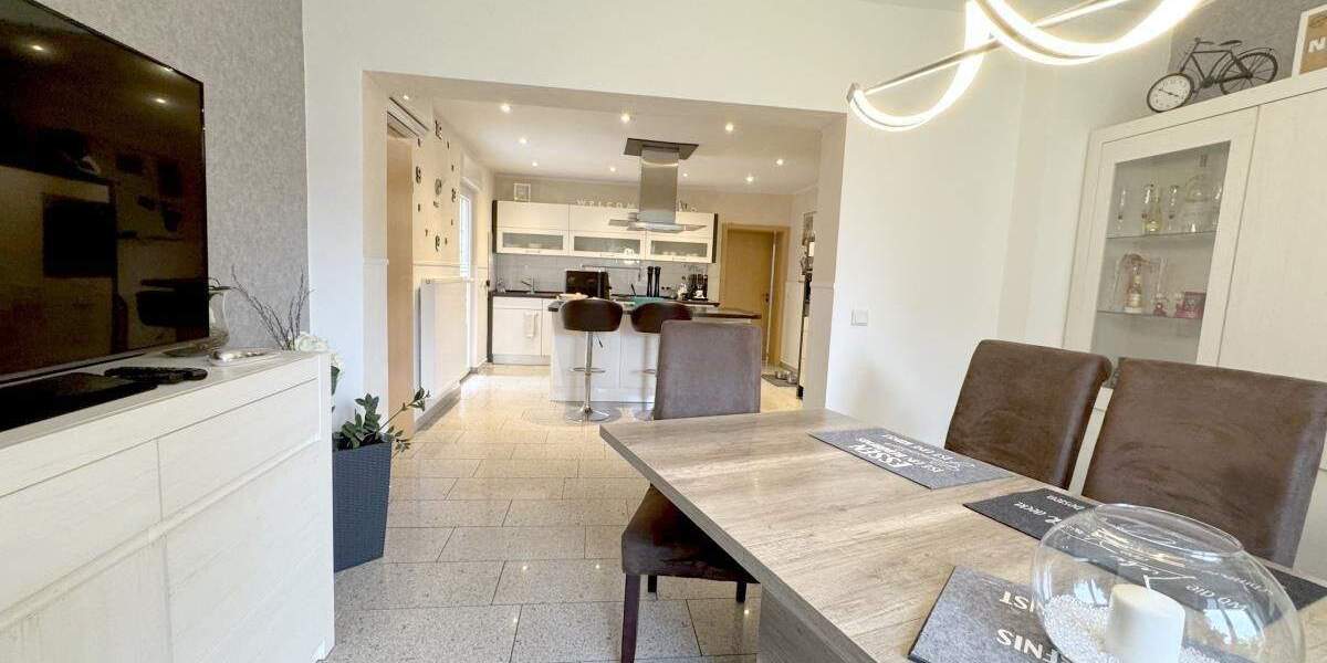 Einfamilienhaus Oberhausen Schwarze Heide - 7 Zimmer, 176 m&sup2;, 595.000&euro; | Angebot:25709904