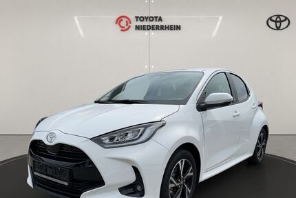 Toyota Yaris 2.500 km 24.580 &euro; Krefeld 47809