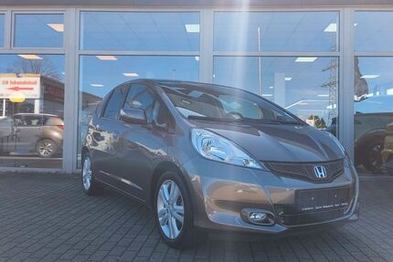 Honda Jazz 71.000 km 8.450 &euro; Dinslaken 46539